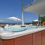 White Luxury By Le Dhome Sicily * 파르티니코
