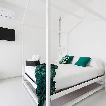 White Luxury By Le Dhome Sicily 빌라 파르티니코